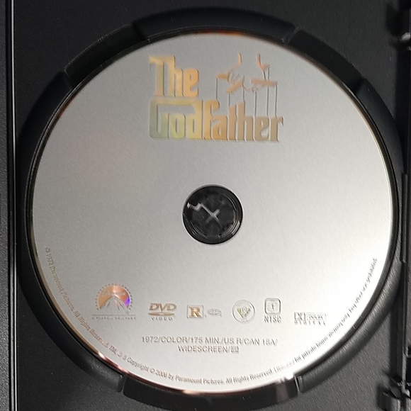 The Godfather Widescreen Edition DVD,  Paramount - Picture 7 of 9